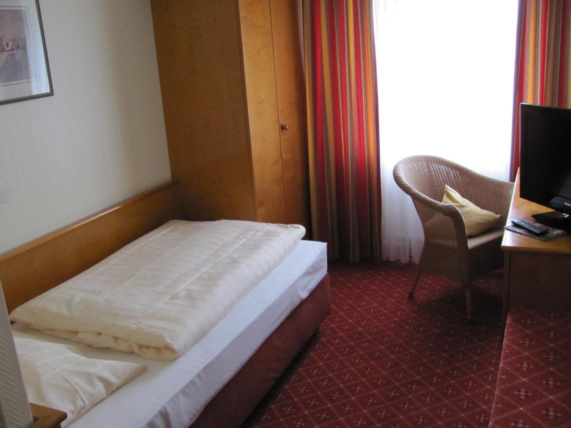 Schloss Hotel Herborn Δωμάτιο φωτογραφία